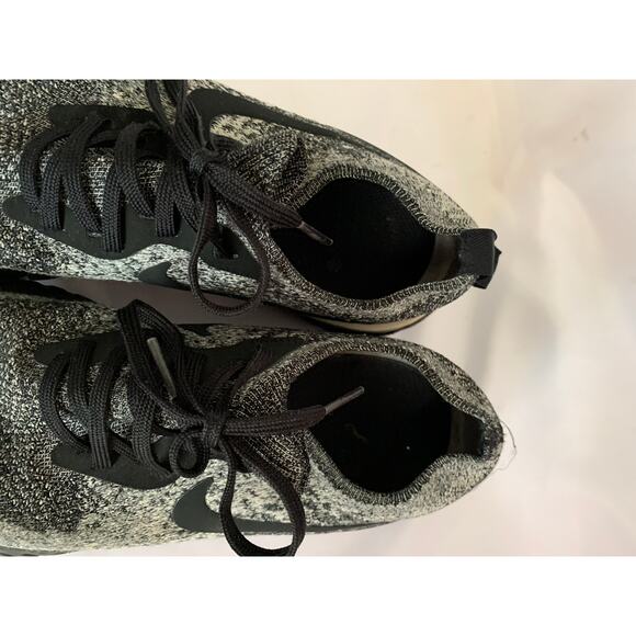 Nike Epic React Fly Knit Women's 8.5 Gray with Black Sneakers - Picture 6 of 10